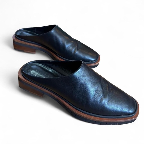Robert Clergerie Black and Brown Mules Sleek Leather Design - Picture 4 of 8
